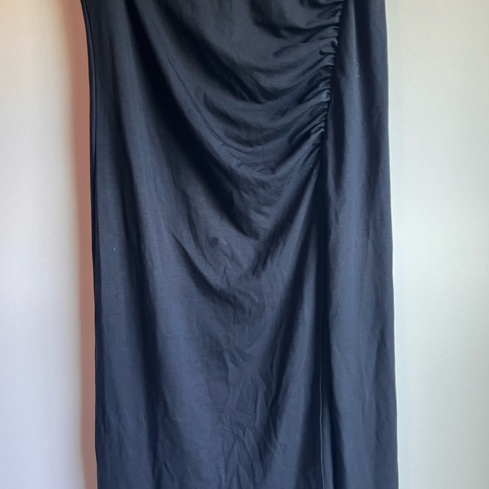 Aritzia wilfred midi soft  hi slit stretch skirt size medium